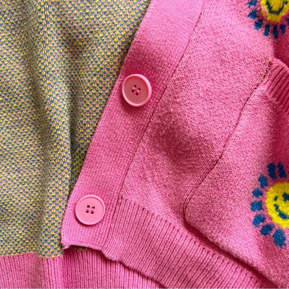 Forever 21 Pink Floral Smiley Cardigan M